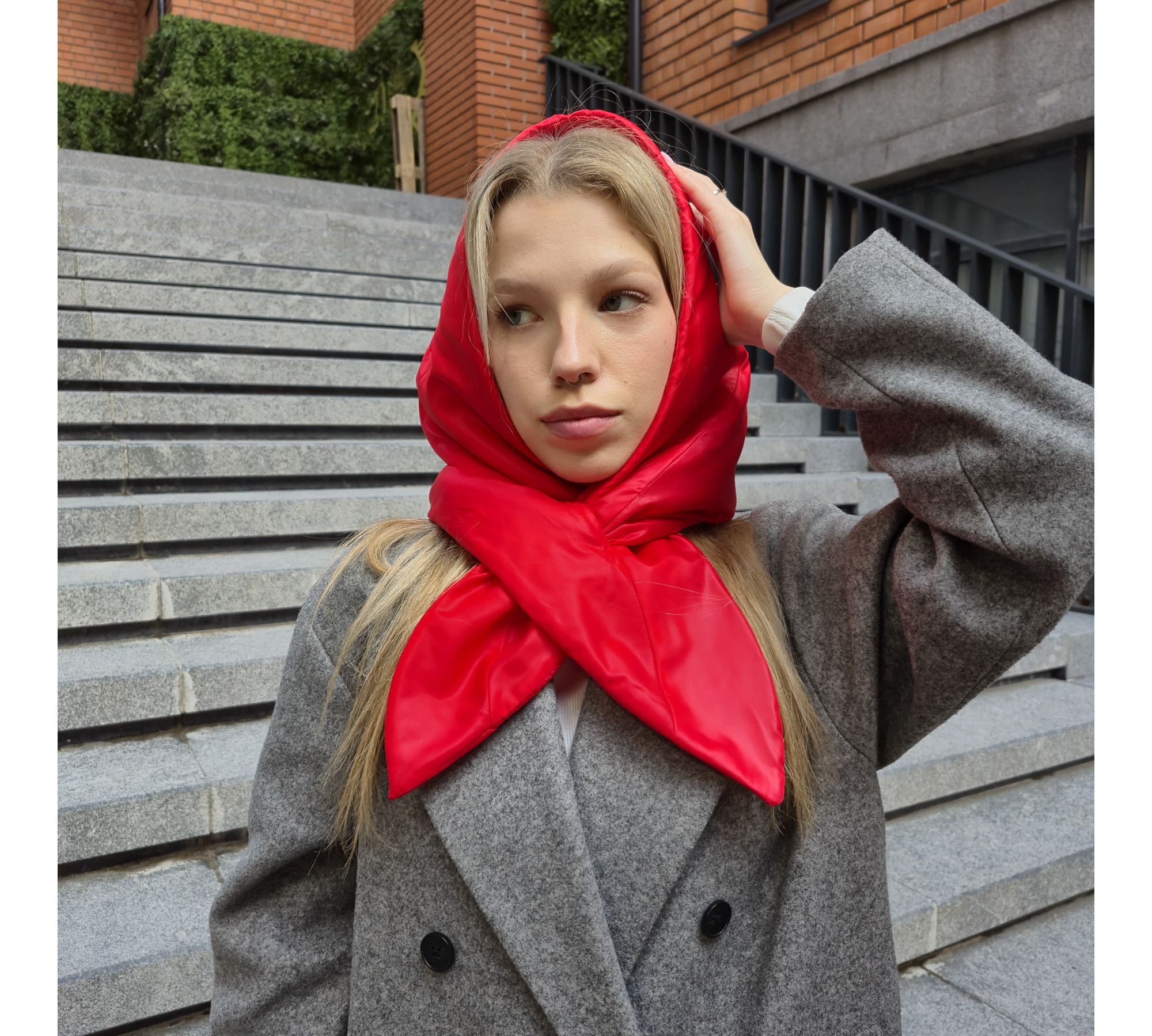 Hood scarf puffer. Warm quilted kerchief.