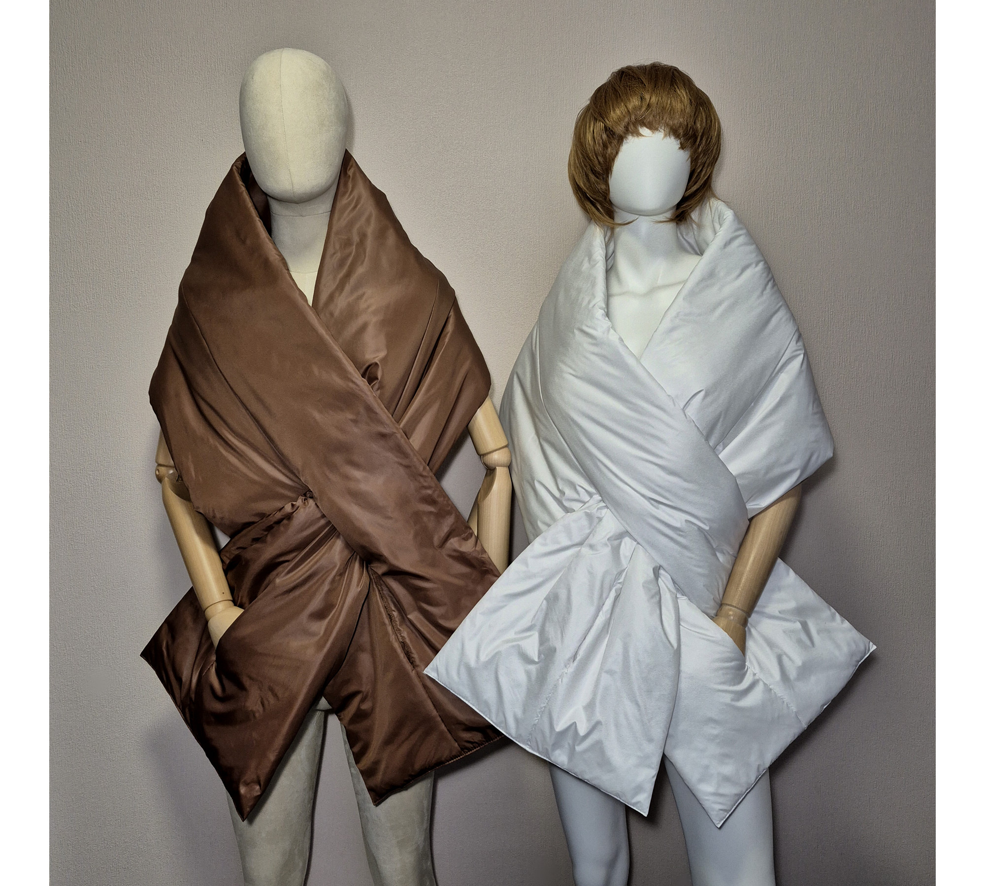 Puffer scarf with 2 pockets. Warm blanket-shawl