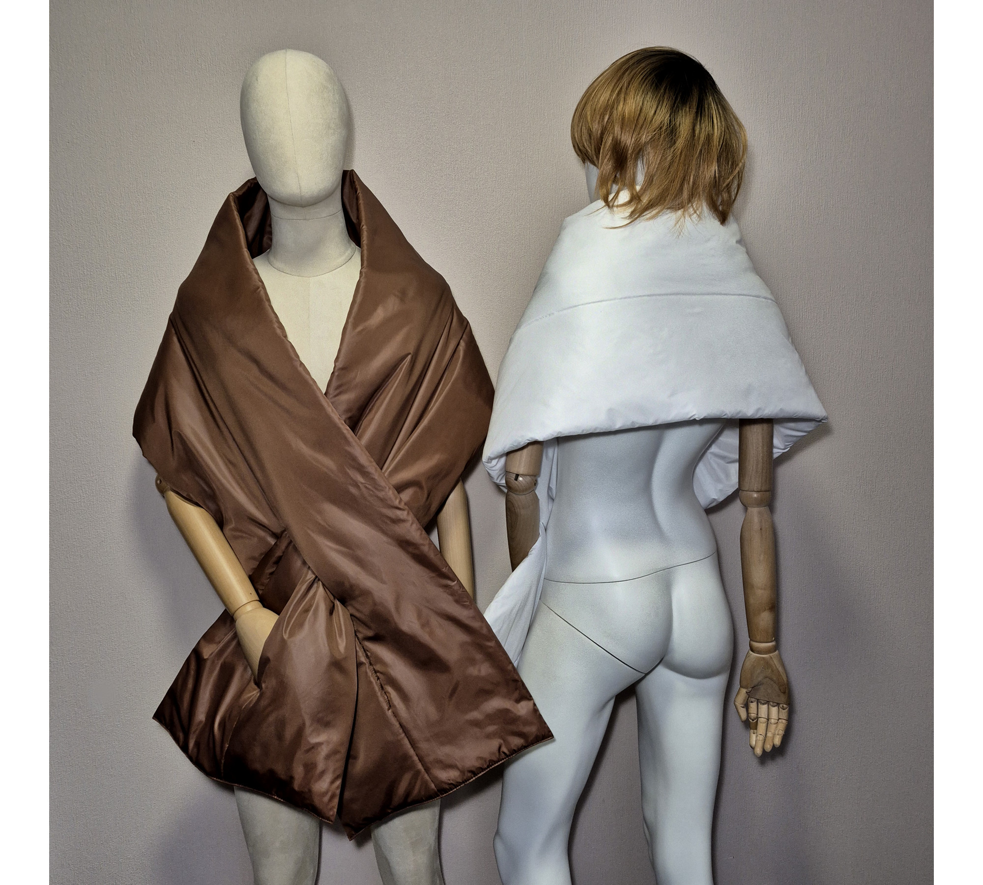 Puffer scarf with 2 pockets. Warm blanket-shawl