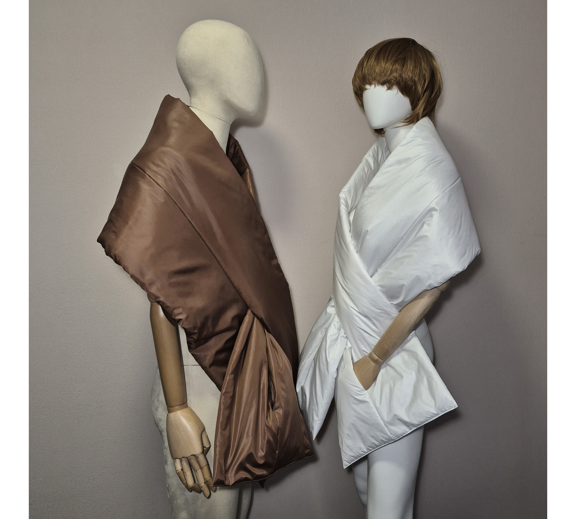 Puffer scarf with 2 pockets. Warm blanket-shawl