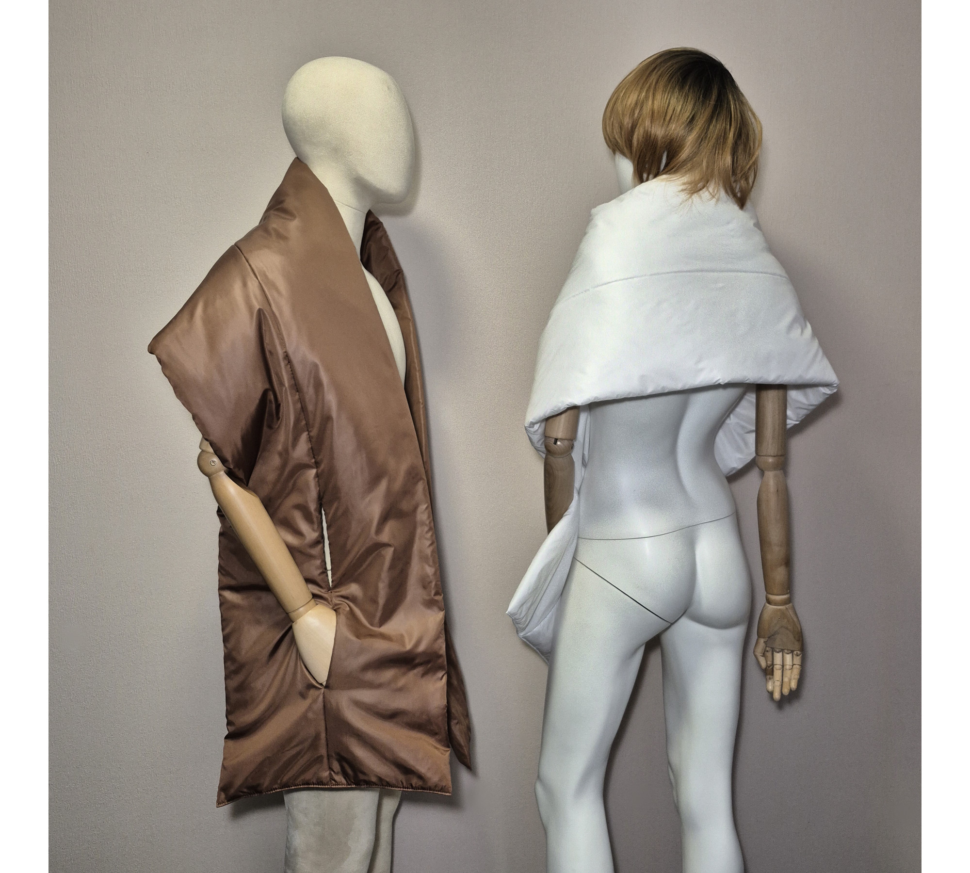 Puffer scarf with 2 pockets. Warm blanket-shawl