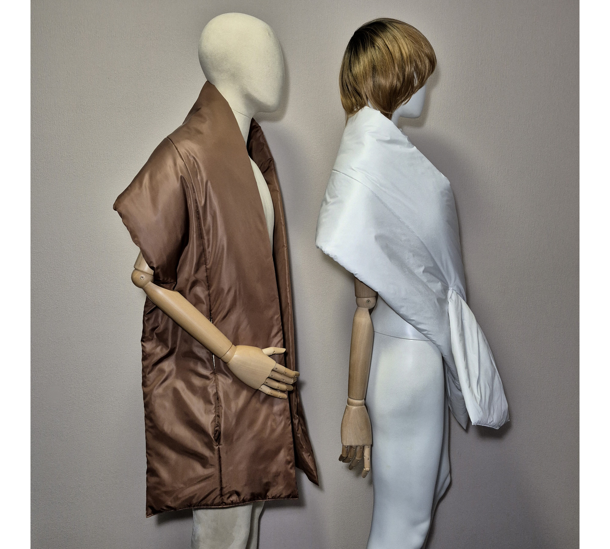 Puffer scarf with 2 pockets. Warm blanket-shawl