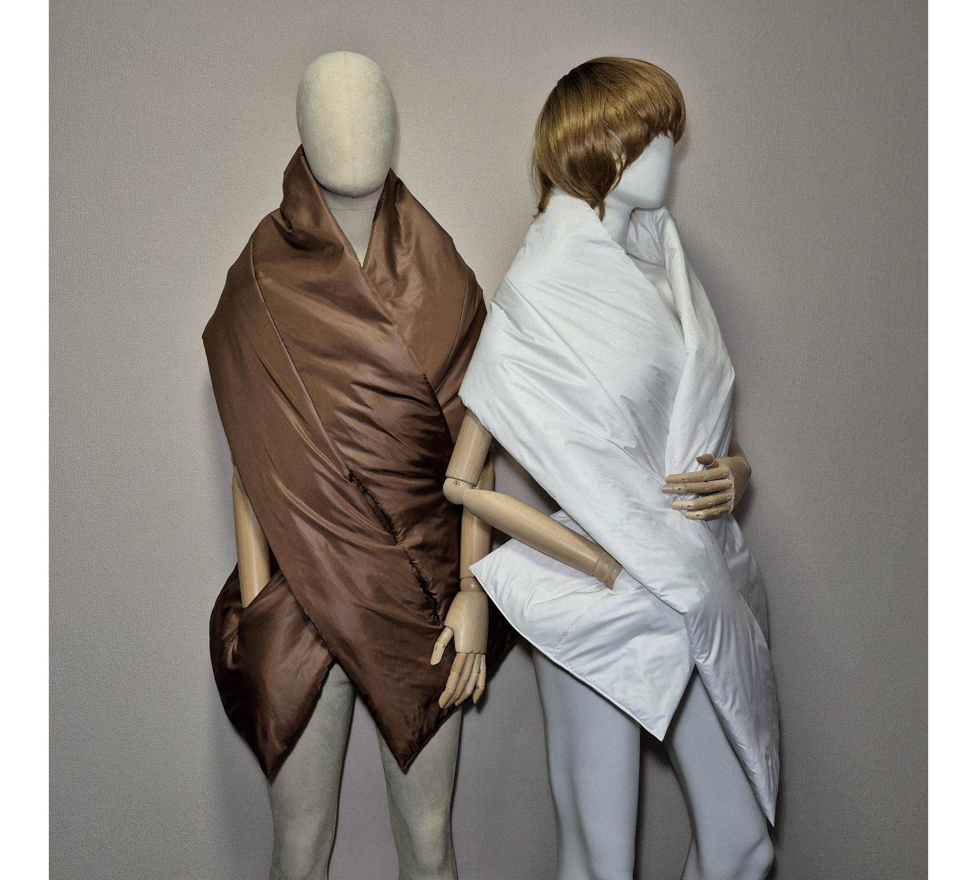 Puffer scarf with 2 pockets. Warm blanket-shawl