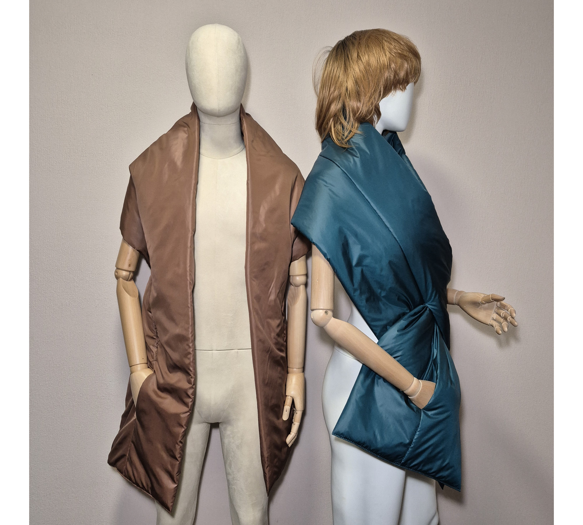 Puffer scarf with 2 pockets. Warm winter shawl