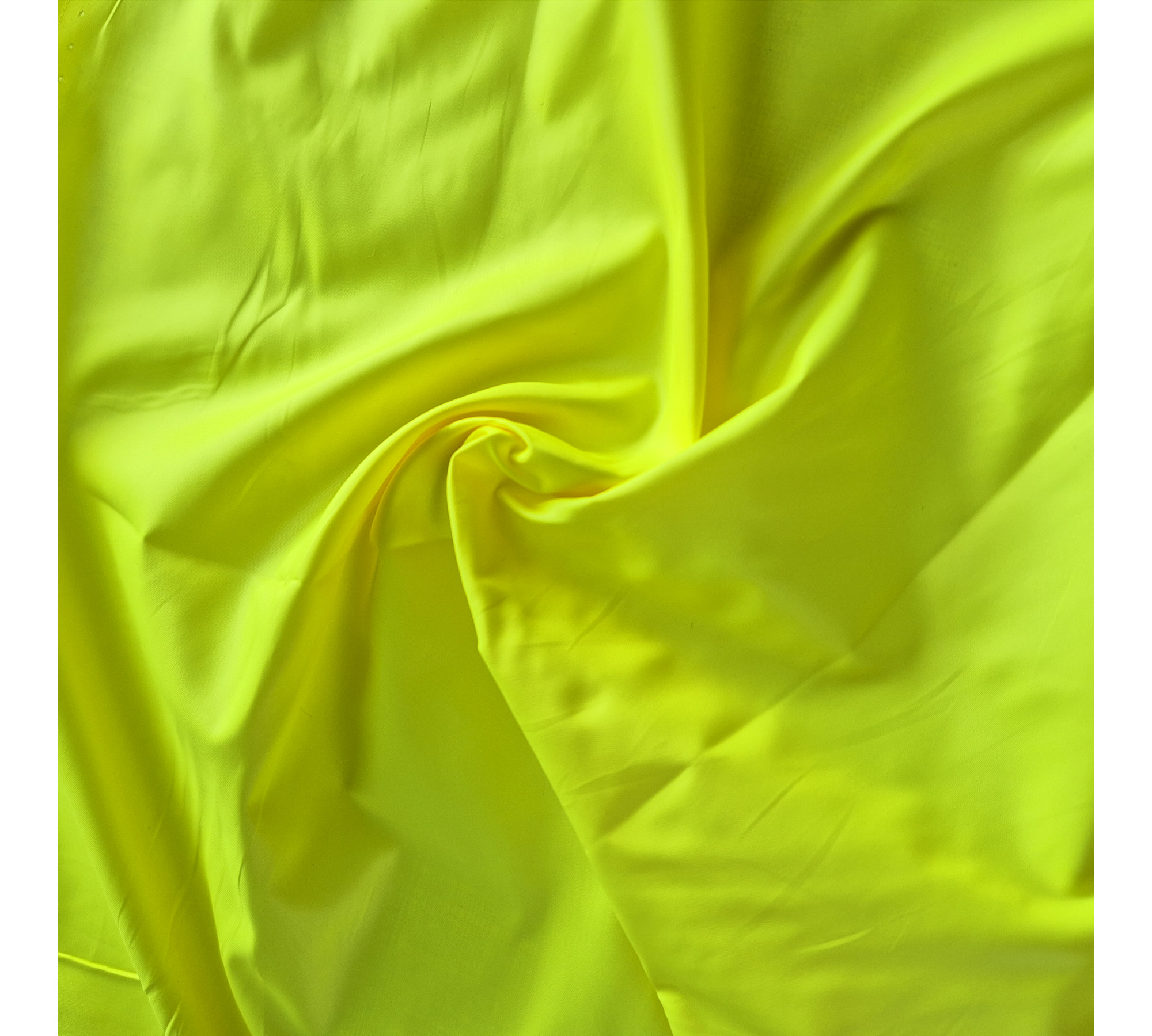 Puffer scarf with 2 pockets. Warm  trendy shawl. 