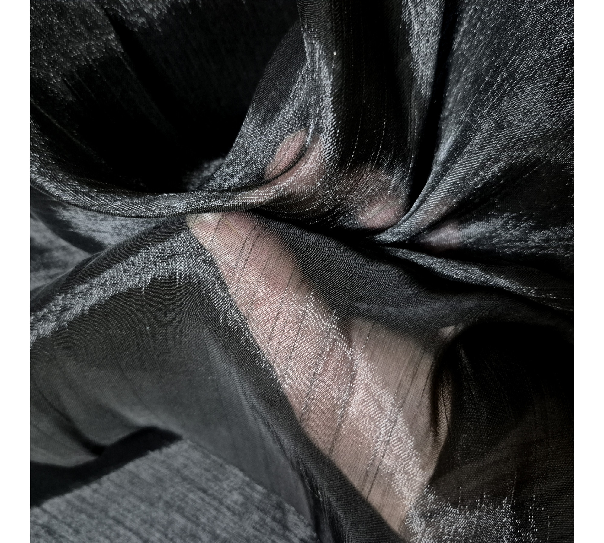 Men's sheer sleeveless high neck crinkled organza blouse