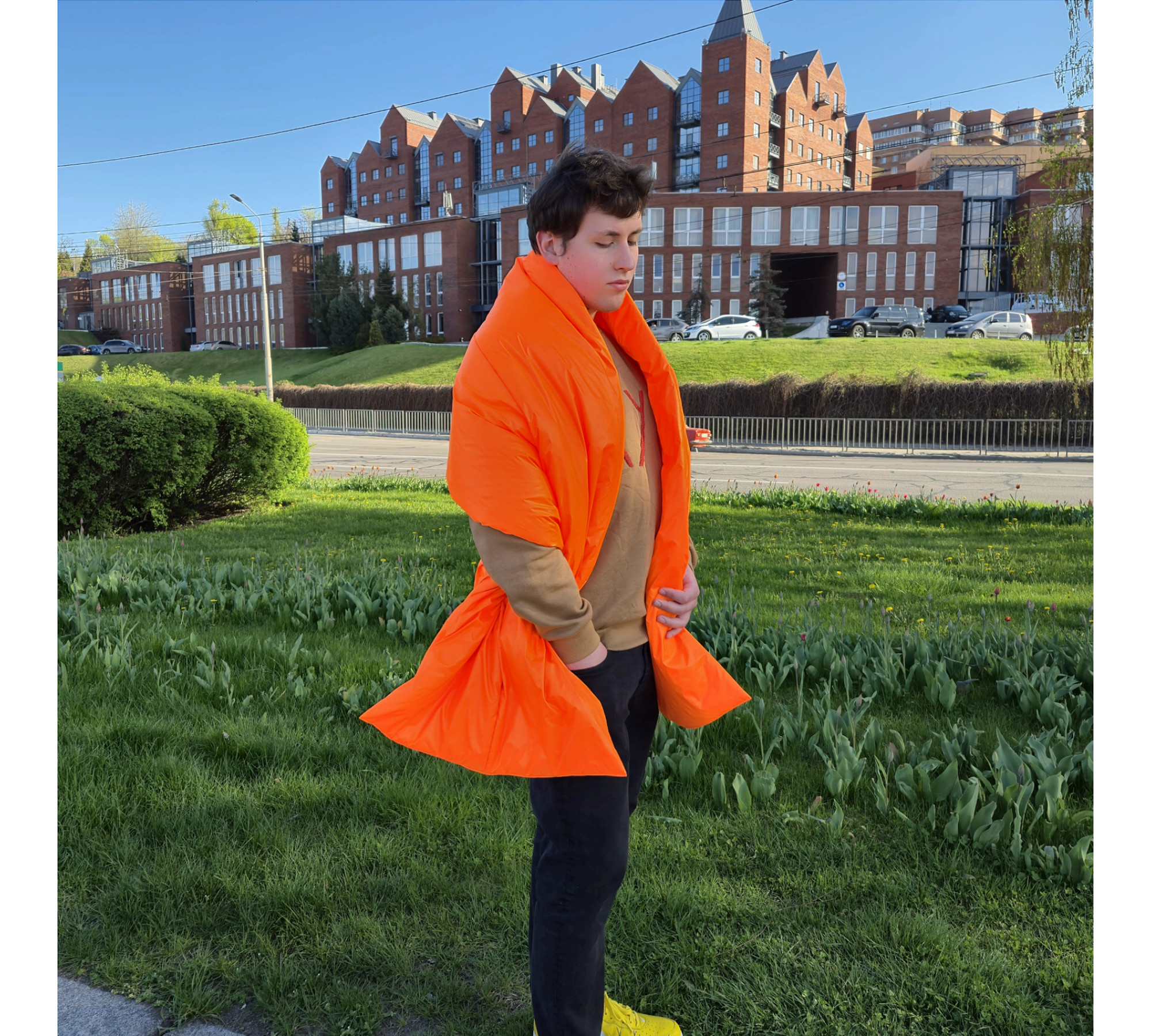 Puffer scarf with 2 pockets. Warm blanket-shawl. 