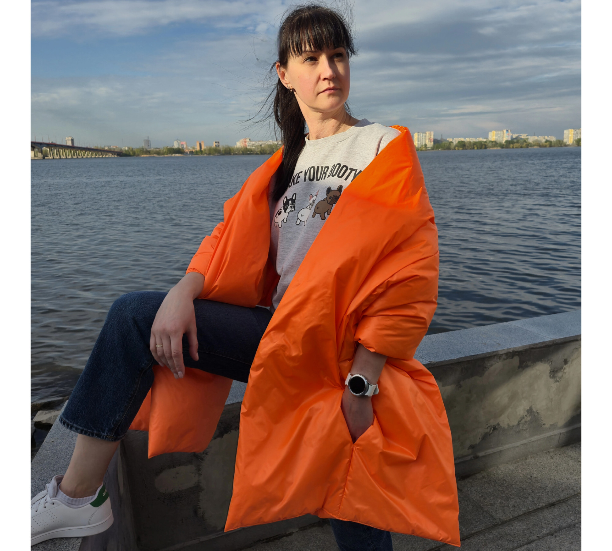 Puffer scarf with 2 pockets. Warm blanket-shawl. 