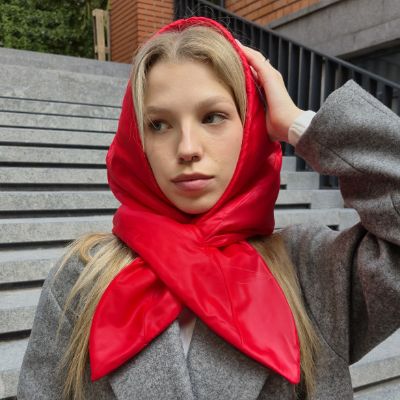 Puffy kerchief. Puffer headscarf