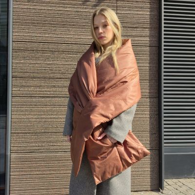 Winter Puffer scarf. Cape-wrap around the shoulders.
